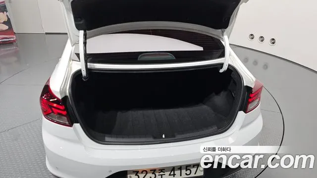 2020 Hyundai The New Avante AD 1.6 Sold VIN KMHD641EELU027660 – rear exterior