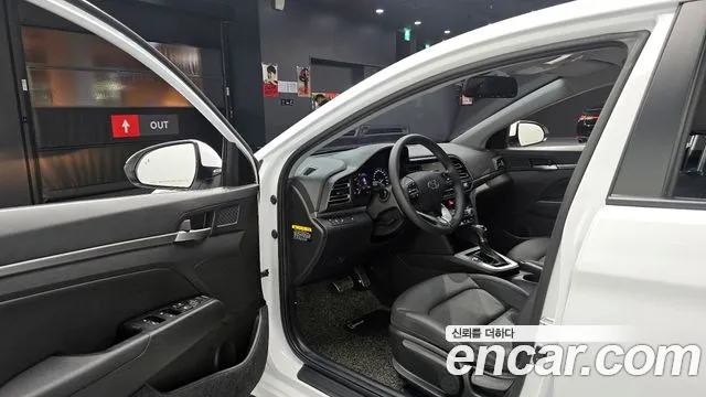 2020 Hyundai The New Avante AD 1.6 Sold VIN KMHD641EELU027660 – exterior detail