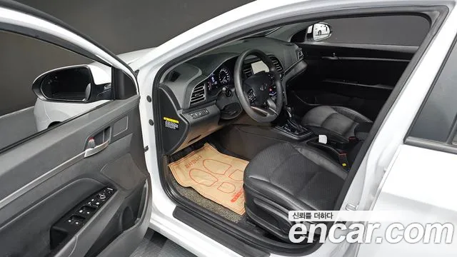2020 Hyundai The New Avante AD 1.6 Sold VIN KMHD641EELU055136 – exterior detail