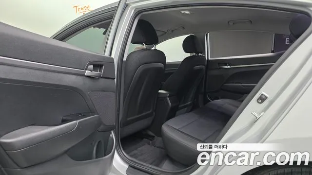 2018 Hyundai Avante AD 1.6 LPI Style (Rental Car) Sold VIN KMHD641LBJU758247 – rear exterior
