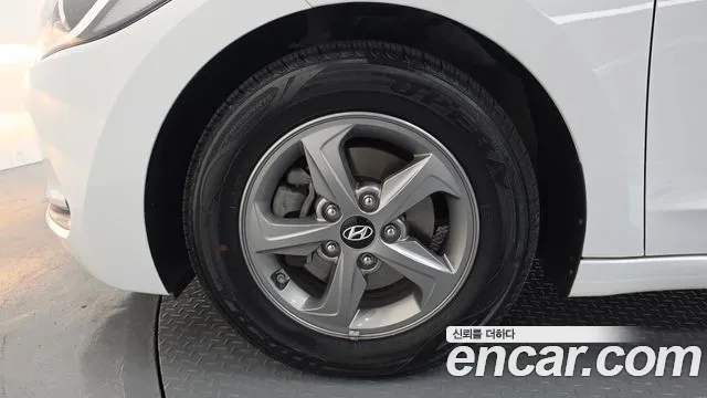 2018 Hyundai Avante AD 1.6 e-VGT SMART VIN KMHD641UGJU538471