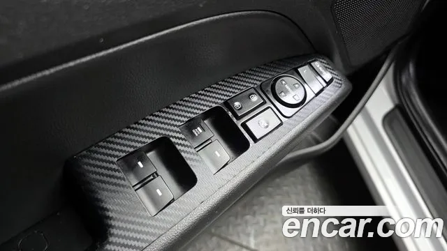 2017 Hyundai Avante AD 1.6 GDI Smart Sold VIN KMHD741DBHU256791 – side profile