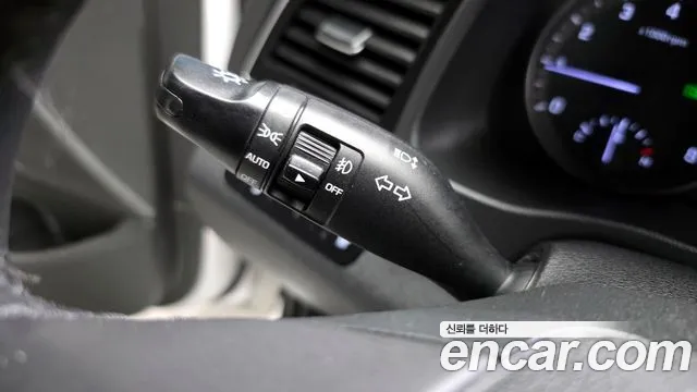 2017 Hyundai Avante AD 1.6 GDI Smart Sold VIN KMHD741DBHU256791 – photo 12