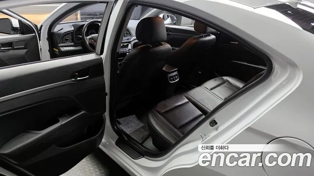 2017 Hyundai Avante AD 1.6 GDI Smart Sold VIN KMHD741DBHU256791 – photo 22