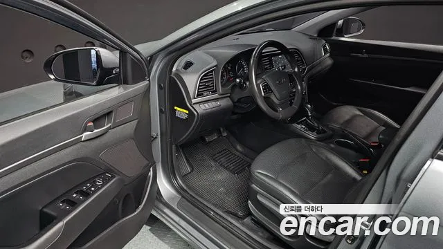 2017 Hyundai Avante AD 1.6 GDI Smart Sold VIN KMHD741DBHU409291 – odometer reading