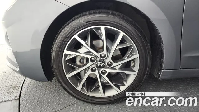 2019 Hyundai The New Avante AD 1.6 Sold VIN KMHD741EEKU773120 – undercarriage
