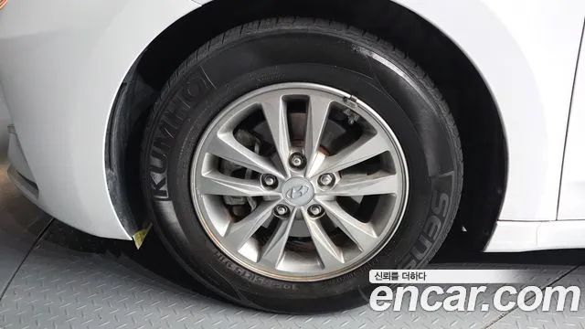 2019 Hyundai The New Avante AD 1.6 Sold VIN KMHD741EEKU790910 – photo 15 2019 Hyundai The New Avante AD 1.6 Sold VIN KMHD741EEKU790910 – photo 15