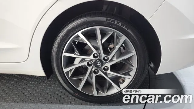 2019 Hyundai The New Avante AD 1.6 Sold VIN KMHD741EEKU843543 – photo 17