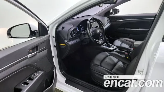 2019 Hyundai The New Avante Ad 1.6 Sold VIN KMHD741EEKU870386 – front exterior