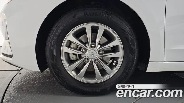 2019 Hyundai The New Avante AD 1.6 Sold VIN KMHD741EEKU918017 – photo 14