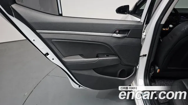 2019 Hyundai The New Avante AD 1.6 Sold VIN KMHD741EEKU918017 – photo 16