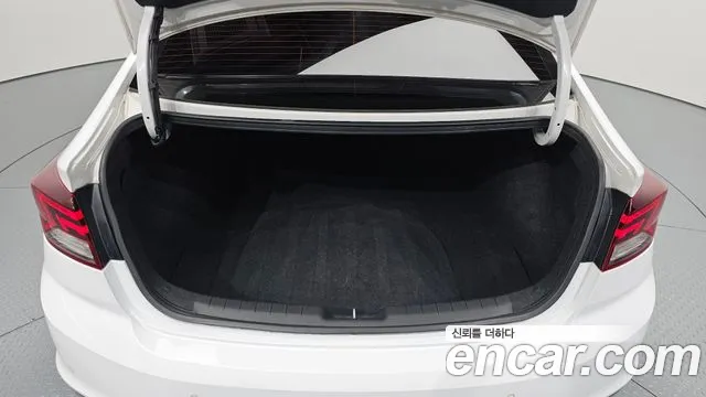 2020 Hyundai The New Avante AD 1.6 Sold VIN KMHD741EELU956920 – rear exterior