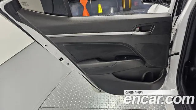 2020 Hyundai The New Avante AD 1.6 Sold VIN KMHD741EELU956920 – undercarriage