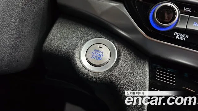 2020 Hyundai The New Avante AD 1.6 Sold VIN KMHD741EELU984610 – dashboard