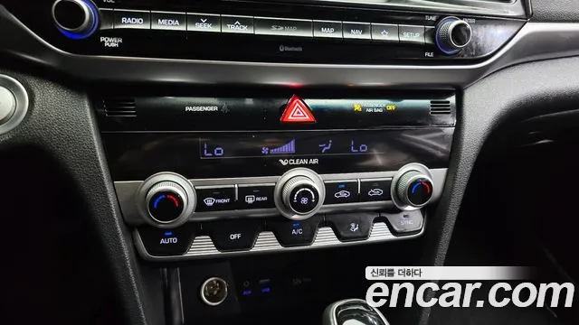 2019 Hyundai The New Avante AD 1.6 Diesel Sold VIN KMHD741UGKU896687 – exterior detail 2019 Hyundai The New Avante AD 1.6 Diesel Sold VIN KMHD741UGKU896687 – exterior detail