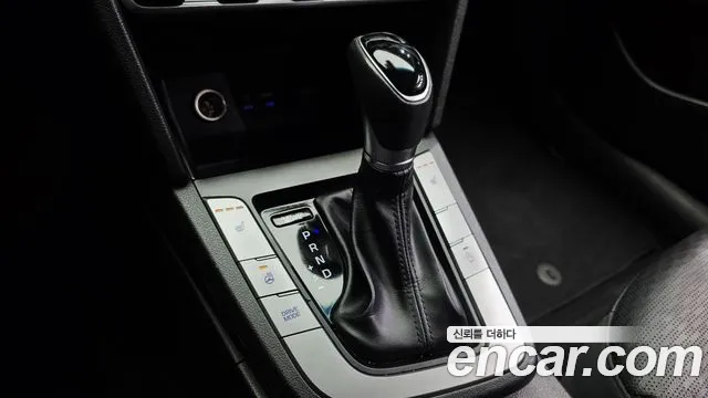 2019 Hyundai The New Avante AD 1.6 Diesel Sold VIN KMHD741UGKU896687 – trunk area 2019 Hyundai The New Avante AD 1.6 Diesel Sold VIN KMHD741UGKU896687 – trunk area