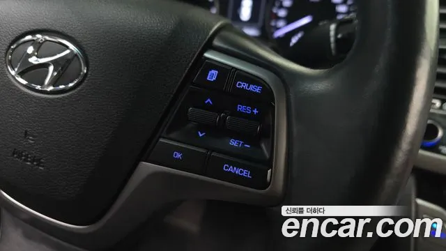 2018 Hyundai Avante AD 1.6 GDI Modern Sold VIN KMHD841DBJU574615 – dashboard