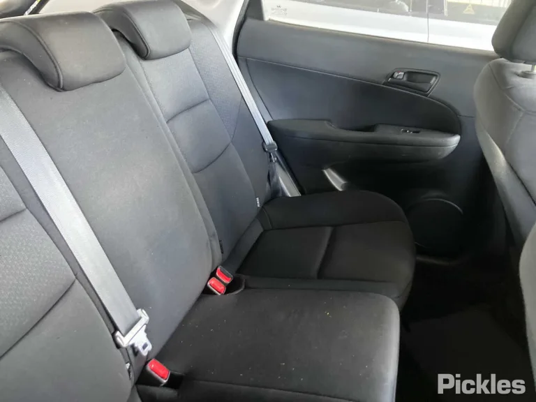 2011 Hyundai i30 Damaged VIN KMHDB51EMBU354065 – photo 13