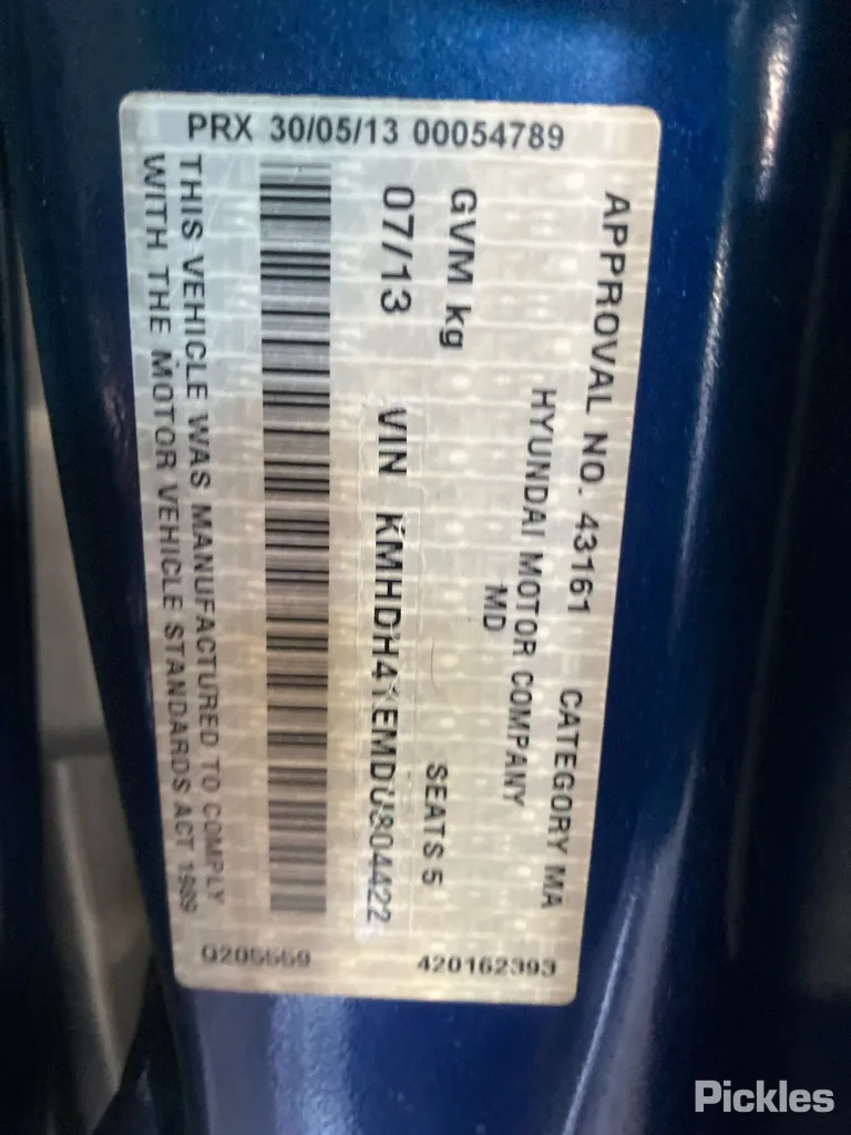 2013 Hyundai Elantra Damaged VIN KMHDH41EMDU804422 – interior seats