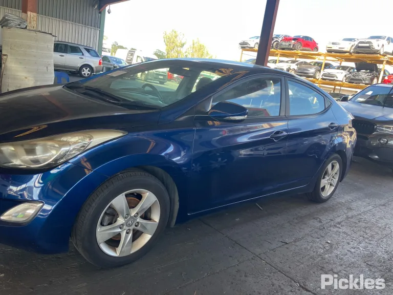 2013 Hyundai Elantra Damaged VIN KMHDH41EMDU804422 – undercarriage