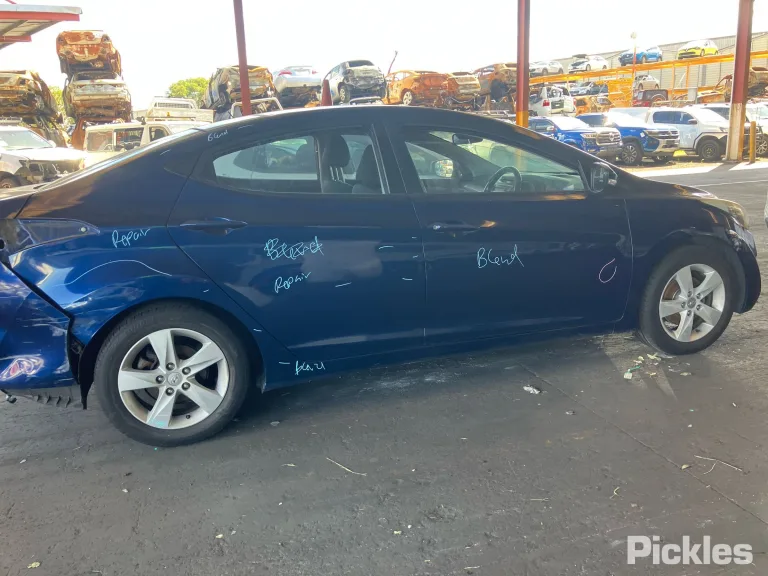 2013 Hyundai Elantra Damaged VIN KMHDH41EMDU804422 – photo 14