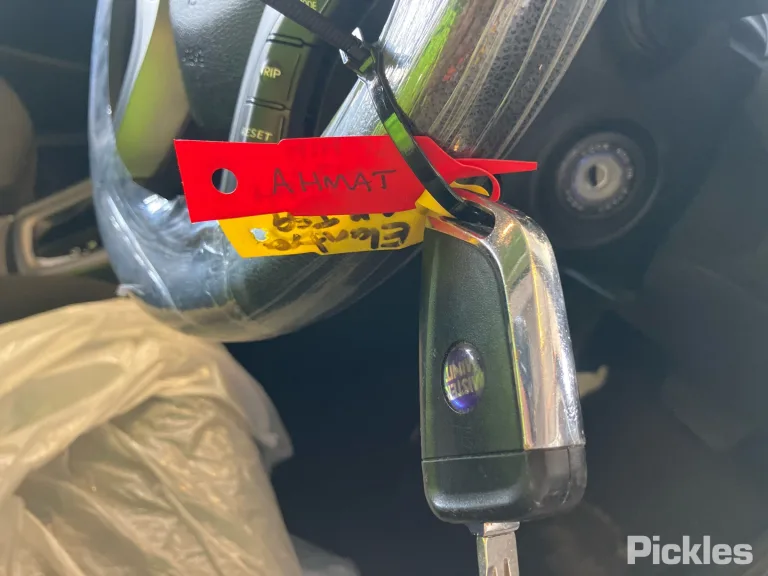 2014 Hyundai Elantra Damaged VIN KMHDH41EMFU397316 – interior seats