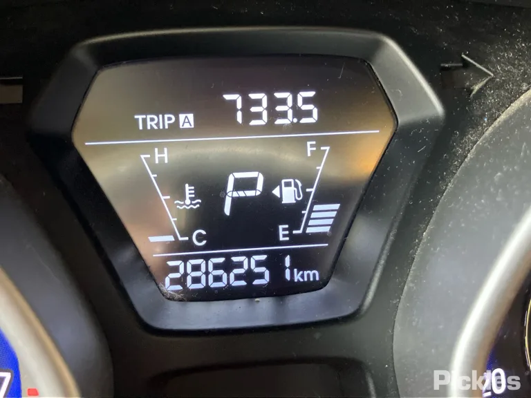 2014 Hyundai Elantra Damaged VIN KMHDH41EMFU397316 – exterior detail