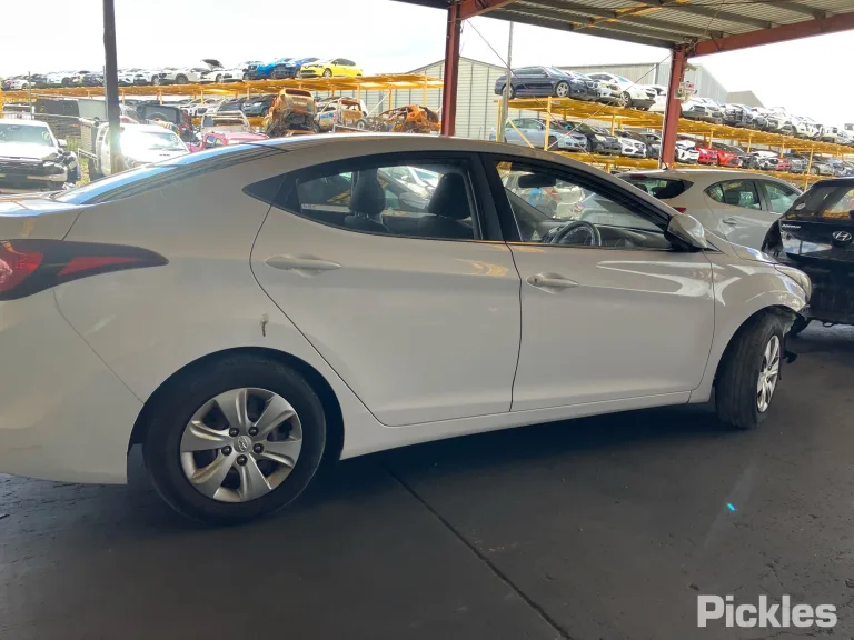 2014 Hyundai Elantra Damaged VIN KMHDH41EMFU397316 – photo 11