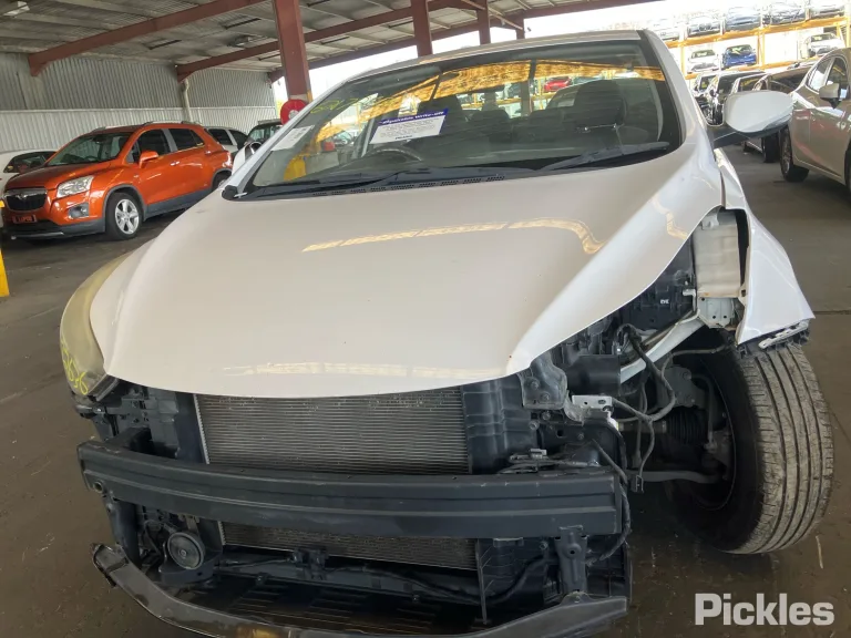 2014 Hyundai Elantra Damaged VIN KMHDH41EMFU397316 – photo 30