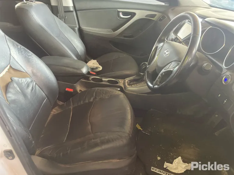 2015 Hyundai Elantra Used VIN KMHDH41EMFU535087 – photo 23