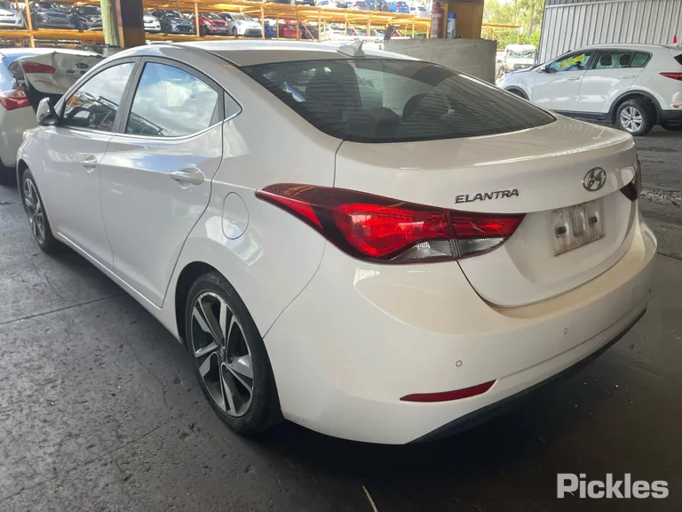 2015 Hyundai Elantra Used VIN KMHDH41EMFU535087 – photo 24