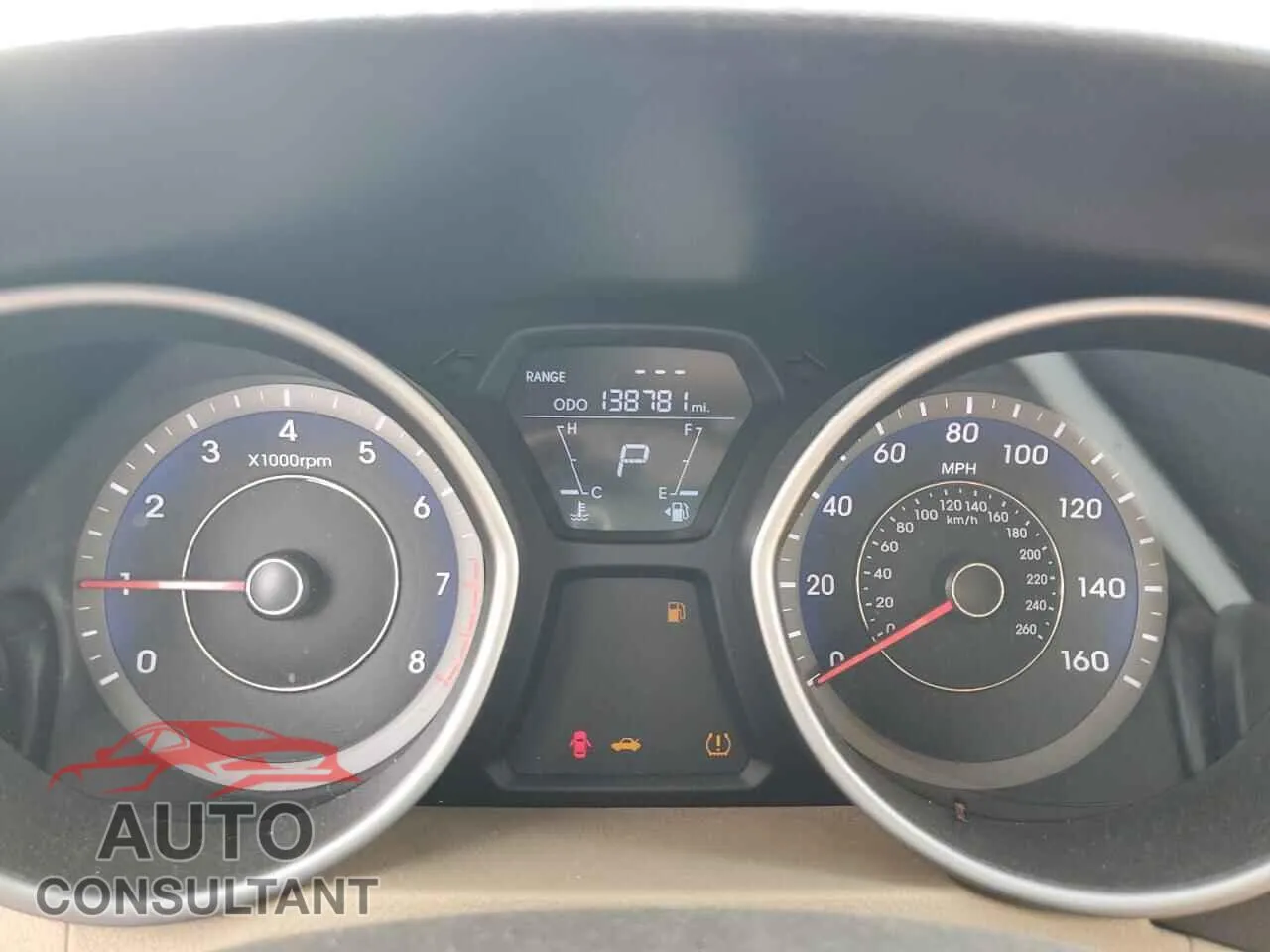 2013 HYUNDAI ELANTRA Damaged VIN KMHDH4AE1DU723071 – trunk area 2013 HYUNDAI ELANTRA Damaged VIN KMHDH4AE1DU723071 – trunk area