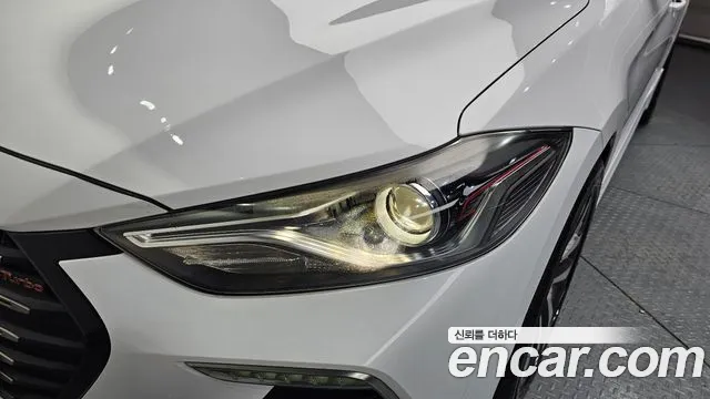 2017 Hyundai Avante AD 1.6 Turbo Sport Sold VIN KMHDR41BAHU359072 – exterior detail 2017 Hyundai Avante AD 1.6 Turbo Sport Sold VIN KMHDR41BAHU359072 – exterior detail