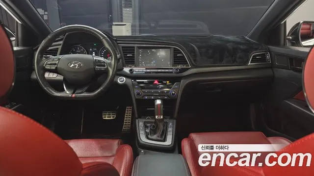 2018 Hyundai Avante Ad 1.6 Turbo Sport Sold VIN KMHDR41BGJU549250 – front exterior
