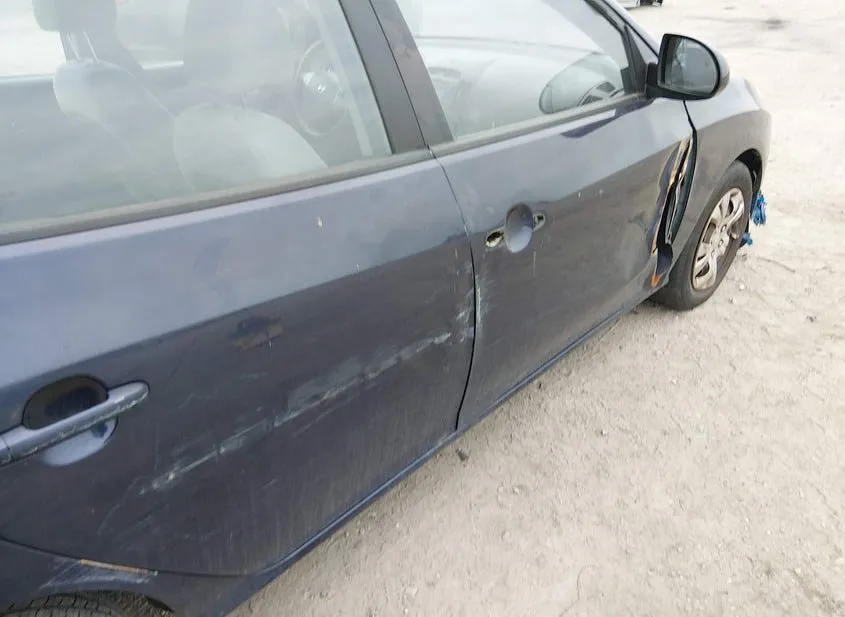 2010 HYUNDAI Elantra Used VIN KMHDU4AD6AU009869 – photo 11