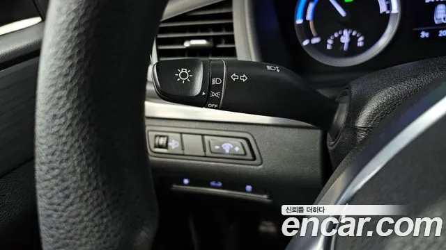 2018 Hyundai Sonata New Rise Hybrid Smart Sold VIN KMHE2413BJA074480 – exterior detail