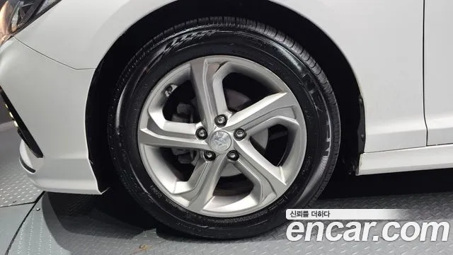 2018 Hyundai Sonata New Rise 2.0 Smart Sold VIN KMHE241CBJA351763 – side profile