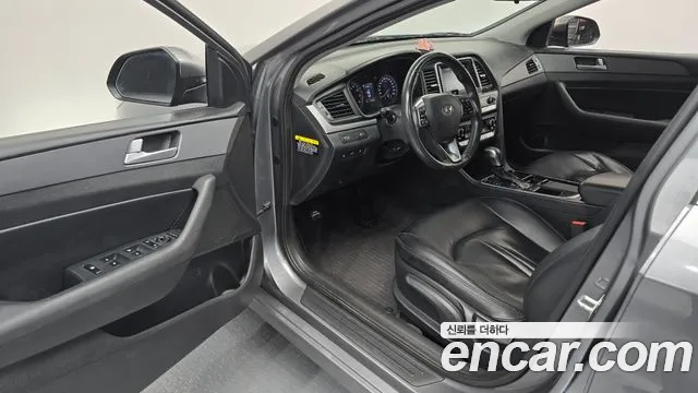 2018 Hyundai Sonata New Rise 2.0 Smart Sold VIN KMHE241CBJA351990 – exterior detail