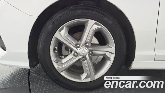 2018 Hyundai Sonata New Rise 2.0 Smart VIN KMHE241CBJA367082