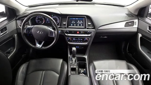 2018 Hyundai Sonata New Rise 2.0 Smart Sold VIN KMHE241CBJA405086 – side profile