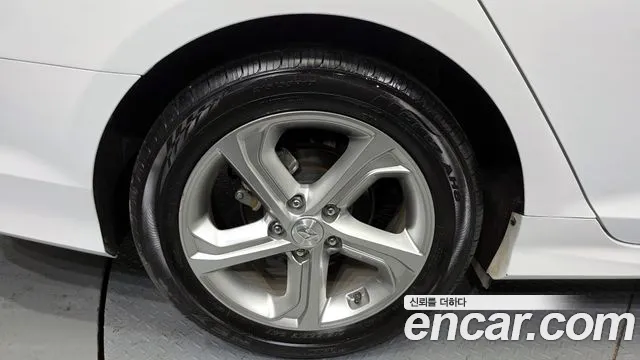 2018 Hyundai Sonata New Rise 2.0 Smart Sold VIN KMHE241CBJA405086 – photo 15