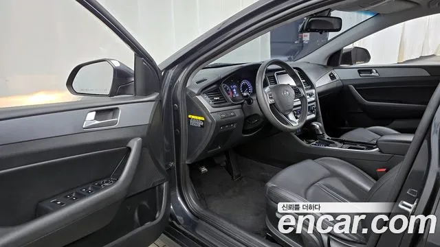 2019 Hyundai Sonata New Rise 2.0 Smart Spicial Sold VIN KMHE241CBKA497691 – exterior detail