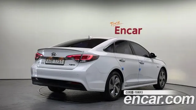 2017 Hyundai LF Sonata Hybrid 2.0 HEV Sold VIN KMHE3413BHA061121 – photo 14