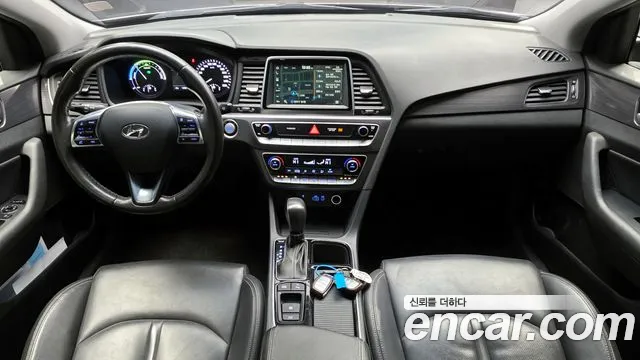 2018 Hyundai Sonata New Rise Hybrid Premium Sold VIN KMHE3413BJA067500 – front exterior