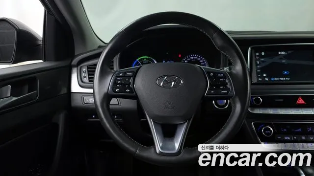2018 Hyundai Sonata New Rise Hybrid Modern Sold VIN KMHE3413BJA070321 – trunk area 2018 Hyundai Sonata New Rise Hybrid Modern Sold VIN KMHE3413BJA070321 – trunk area