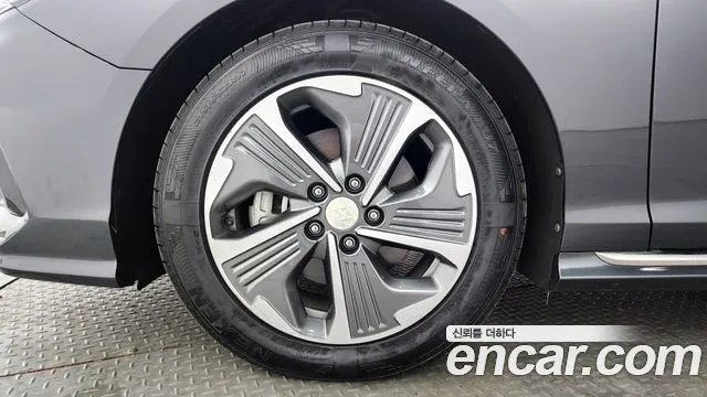 2019 Hyundai Sonata New Rise Hybrid Modern VIN KMHE3413BKA089602