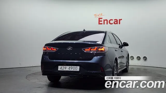 2019 Hyundai Sonata New Rise Hybrid Modern Sold VIN KMHE3413BKA089602 – interior seats 2019 Hyundai Sonata New Rise Hybrid Modern Sold VIN KMHE3413BKA089602 – interior seats