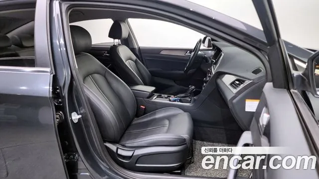 2019 Hyundai Sonata New Rise Hybrid Modern Sold VIN KMHE3413BKA089602 – exterior detail 2019 Hyundai Sonata New Rise Hybrid Modern Sold VIN KMHE3413BKA089602 – exterior detail