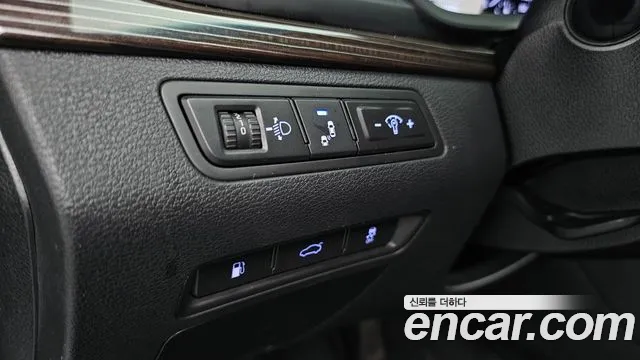 2018 Hyundai Sonata New Rise 2.0 Modern Sold VIN KMHE341CBJA361524 – interior seats 2018 Hyundai Sonata New Rise 2.0 Modern Sold VIN KMHE341CBJA361524 – interior seats