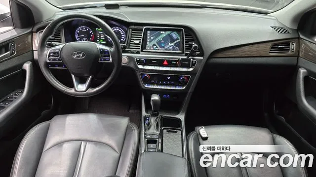 2018 Hyundai Sonata New Rise 2.0 Modern Sold VIN KMHE341CBJA406390 – dashboard 2018 Hyundai Sonata New Rise 2.0 Modern Sold VIN KMHE341CBJA406390 – dashboard
